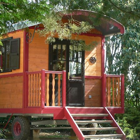 Отель Etangs Du Moulin Suzy Экстерьер фото